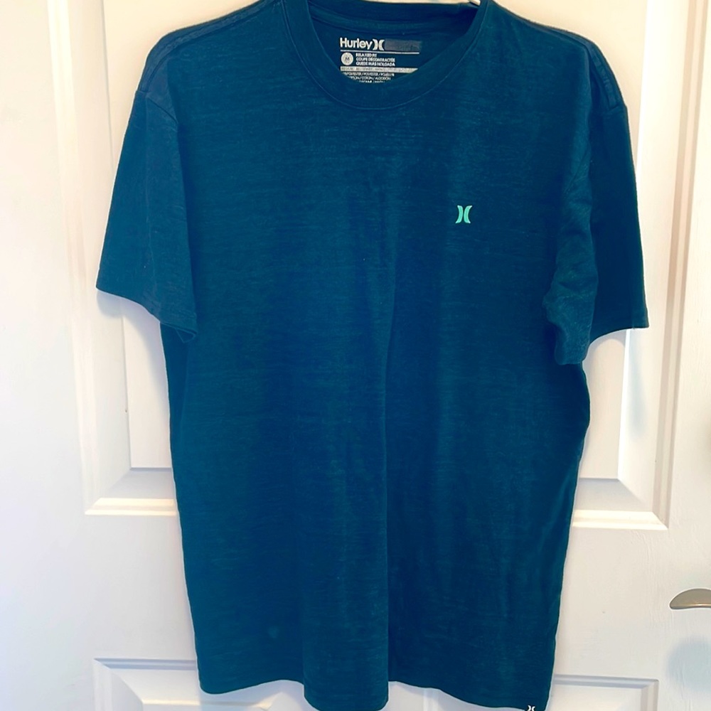 Hurley Men’s M Green T-shirt